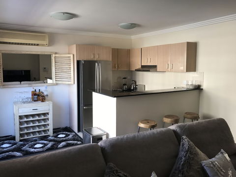 Sleek Apartment Unit 87 - Darwin Holiday 5