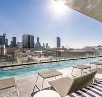 Adam  Eve 2 Bedroom Luxury Apartment - Darwin Holiday