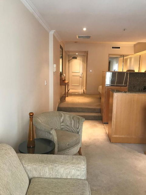 Wyndel Apartments Sydney CBD Bond - Darwin Holiday 2
