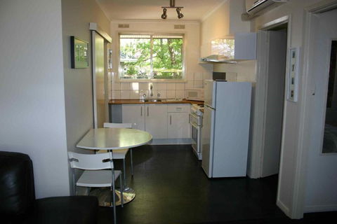 Ageri Holiday Unit - Darwin Holiday 6