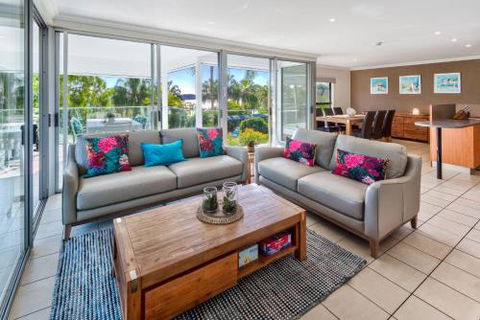 Oasis Apartments - Darwin Holiday 2