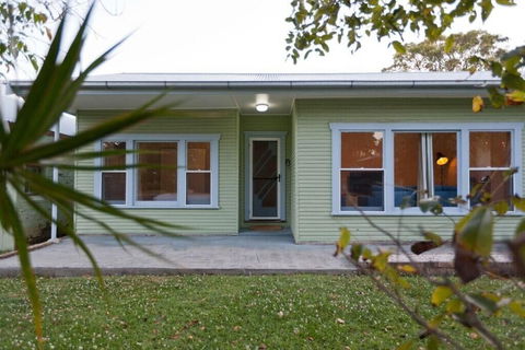 Charlie's Beach House - Darwin Holiday 0