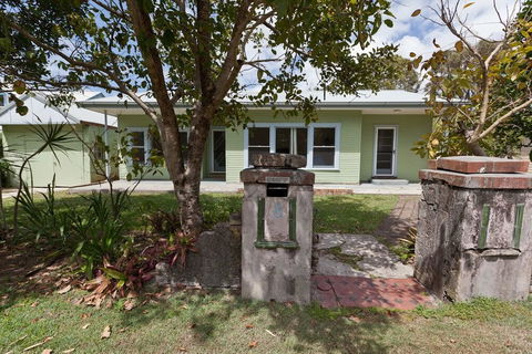 Charlie's Beach House - Darwin Holiday 1