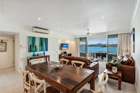 Fully Renovated Frangipani Beach Front Apartments - Darwin Holiday 6