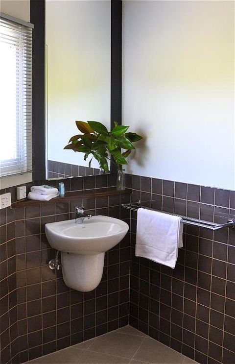 Daylesford Spa Villa One - Darwin Holiday 1