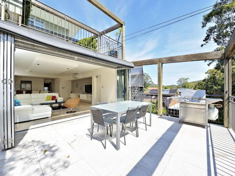 The Domain - Darwin Holiday 1