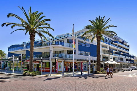 Coast Luxury Apartment 24 - Darwin Holiday 1