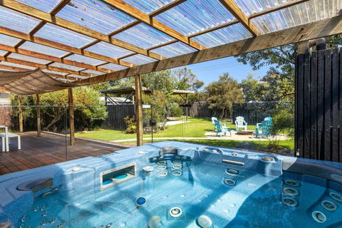 LightningRye - Darwin Holiday 4