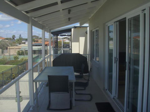Unit 29 Ledge Point Village - Darwin Holiday 4