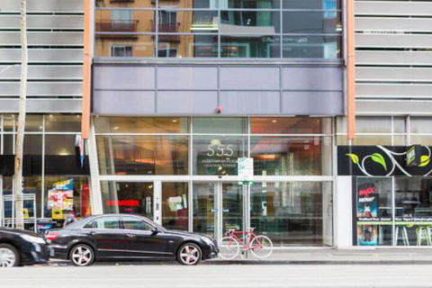 Melbourne City View Apartments - Darwin Holiday 6