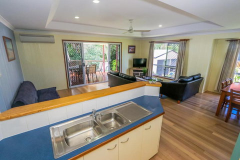 McLeods - Darwin Holiday 5