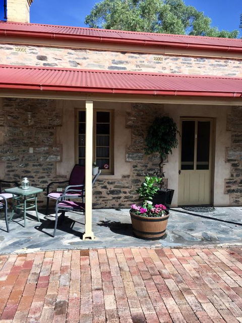 Gasworks B & B Cottages - Darwin Holiday 1