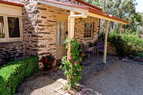 Gasworks B & B Cottages - Darwin Holiday 4