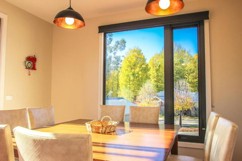 Kilfinan - Darwin Holiday 5