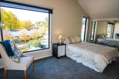 Kilfinan - Darwin Holiday 3