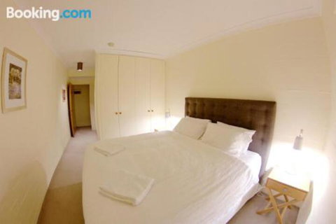 Snow Ski Apartments 38 - Darwin Holiday 6