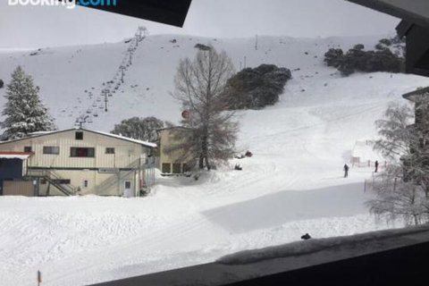 Snow Ski Apartments 38 - Darwin Holiday 2