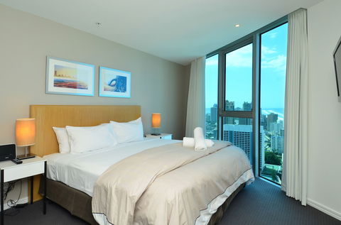Orchid Residences - HR Surfers Paradise - Darwin Holiday 1