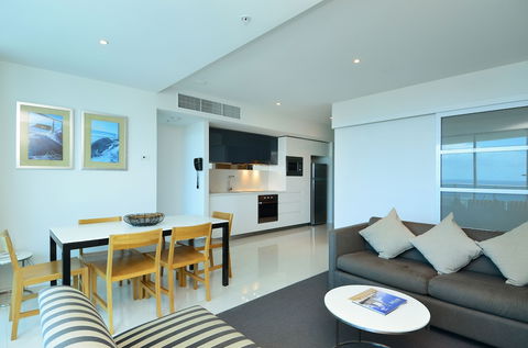 Orchid Residences - HR Surfers Paradise - Darwin Holiday 4