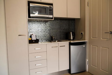 Simmers Serviced Apartments - Darwin Holiday 1