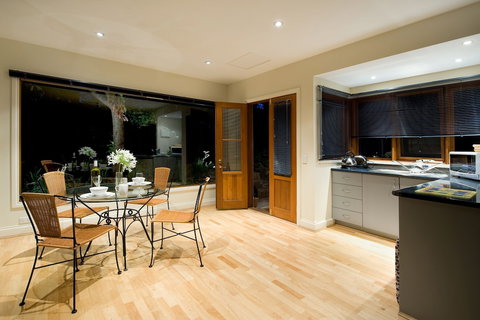 Rubys Garden Cottage - Darwin Holiday 1