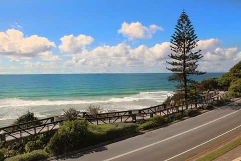 Unit 5 Phoenix Apartments 1736 David Low Way Coolum Beach LINEN INCLUDED 500 Bond - Darwin Holiday 1