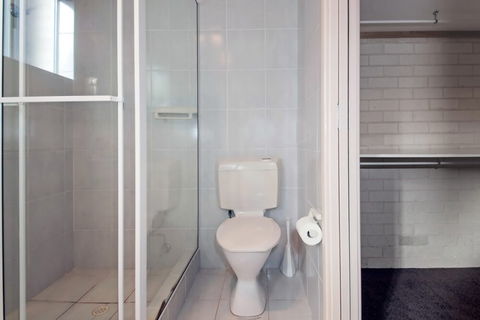 Classic View 2 / 49 Victoria Parade - Darwin Holiday 3