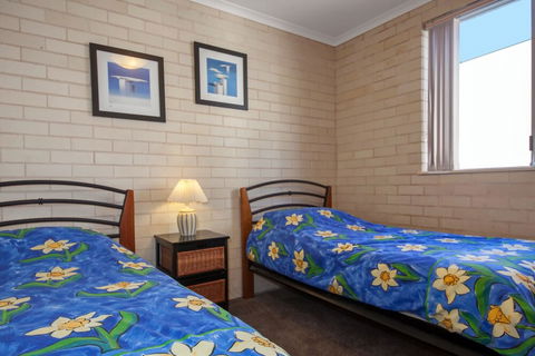 Classic View 2 / 49 Victoria Parade - Darwin Holiday 6