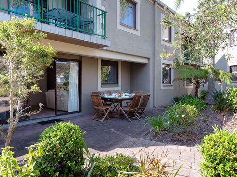 13 Carindale 19 Dowling Street Large Ground Floor Unit With Pool & Tennis Court - Darwin Holiday 2