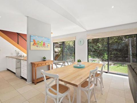 Avoca Beach Living 84 Avoca Drive Avoca Beach - Darwin Holiday 6