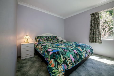 Sunset Towers Unit 2 / 25 Donald Street - Darwin Holiday 5