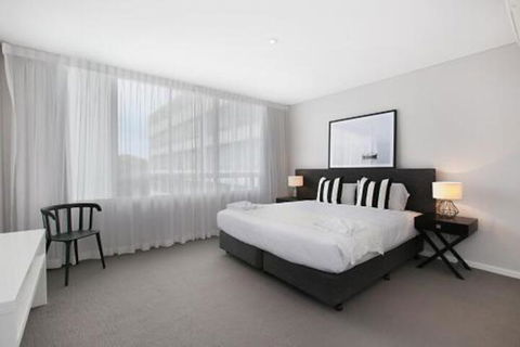 Lure Apartment Nelson Bay 432 - Darwin Holiday 4