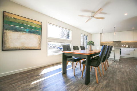 A Pear Tree Loft - Darwin Holiday 1