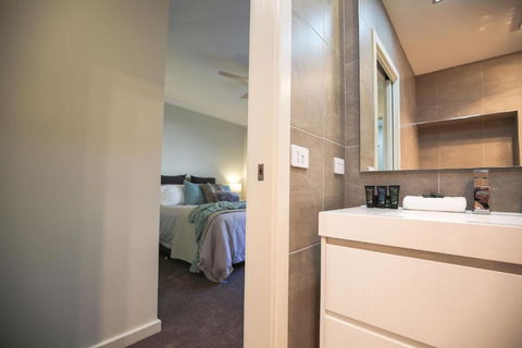 A Pear Tree Loft - Darwin Holiday 4