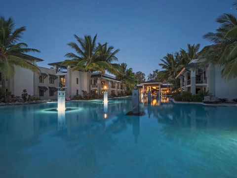 Solitudes At Sea Temple - Darwin Holiday 2