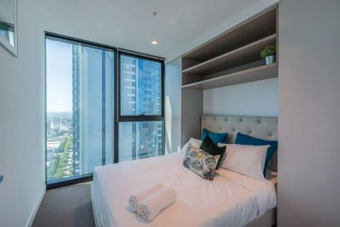 Central Melbourne 2 Bedroom LuxuryatVictoria One - Darwin Holiday 1
