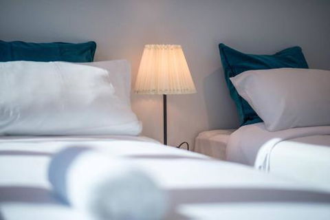 Central Melbourne 2 Bedroom LuxuryatVictoria One - Darwin Holiday 3