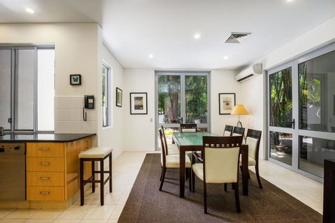 Hidden Rainforest Oasis Little Cove - Darwin Holiday 1