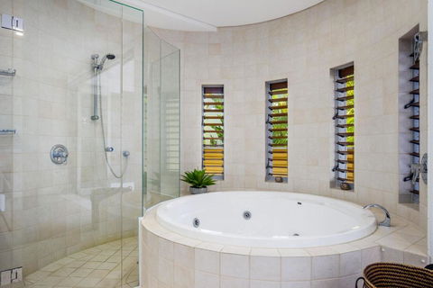 Hidden Rainforest Oasis Little Cove - Darwin Holiday 4