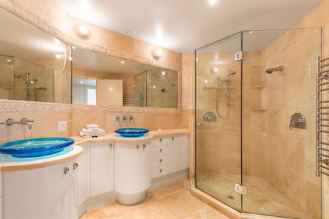 Peace & Tranquillity Little Cove - Darwin Holiday 3