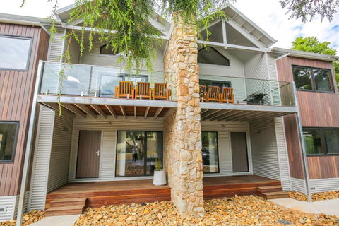 The Stelvio Villas Two - Darwin Holiday 5