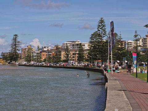 Oaks The Entrance Waterfront Suites - Darwin Holiday 2