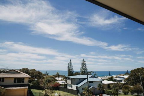 BonniEscape - Darwin Holiday 3