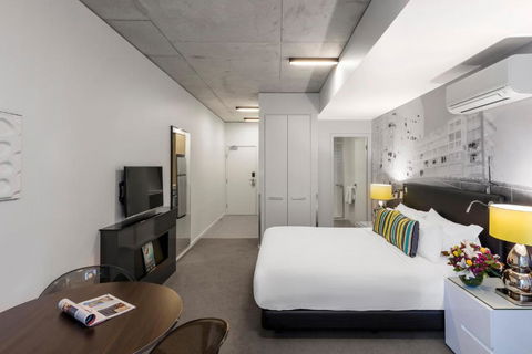 Apartments At 350 William - Darwin Holiday 5