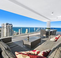 Circle on Cavill Q Stay - Darwin Holiday