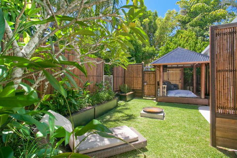 Stylish Luxury Home To Fit The Whole Family - Darwin Holiday 1