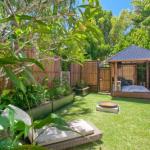 Stylish Luxury Home To Fit The Whole Family - Darwin Holiday 0