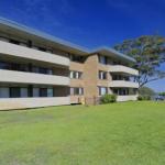 Right On The Sands At Little Beach & Walk To The Heart Of Nelson Bay - Darwin Holiday 0