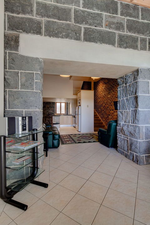 Docks At The Mill - Darwin Holiday 0