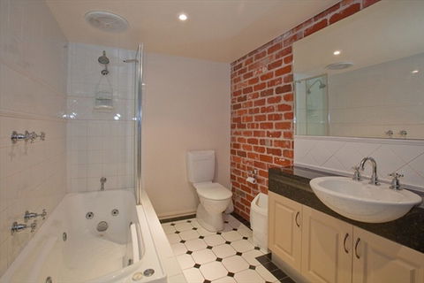 Docks At The Mill - Darwin Holiday 3